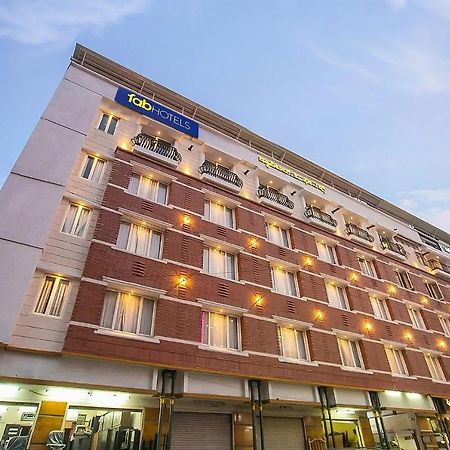 Fabhotel Phoenix Resorts - Nr M Chinnaswamy Stadium Бангалор Экстерьер фото