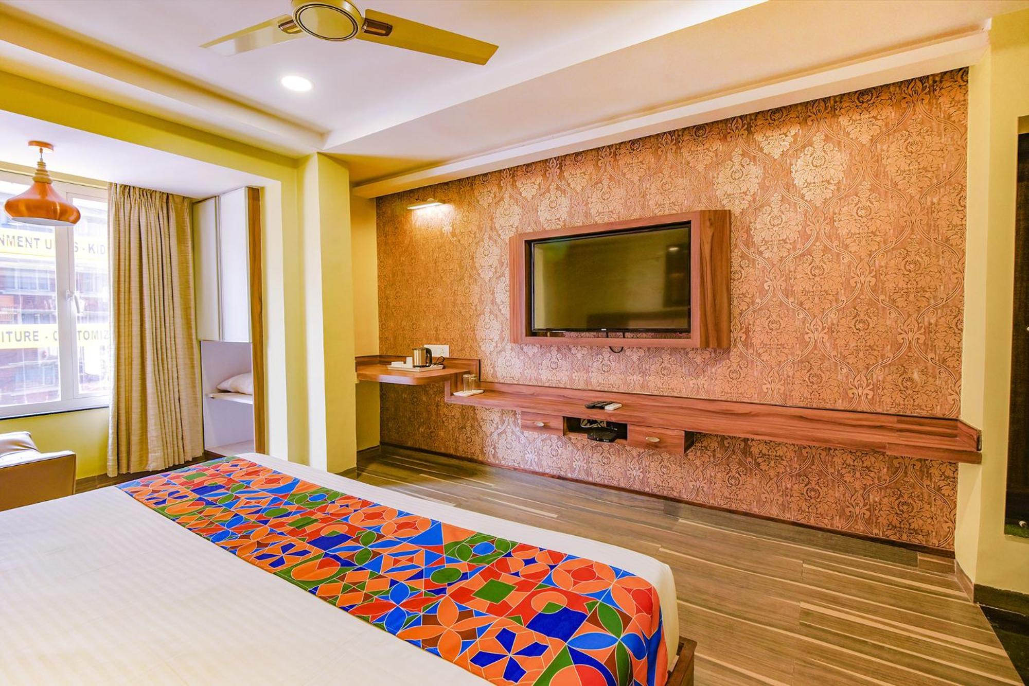 Fabhotel Phoenix Resorts - Nr M Chinnaswamy Stadium Бангалор Экстерьер фото
