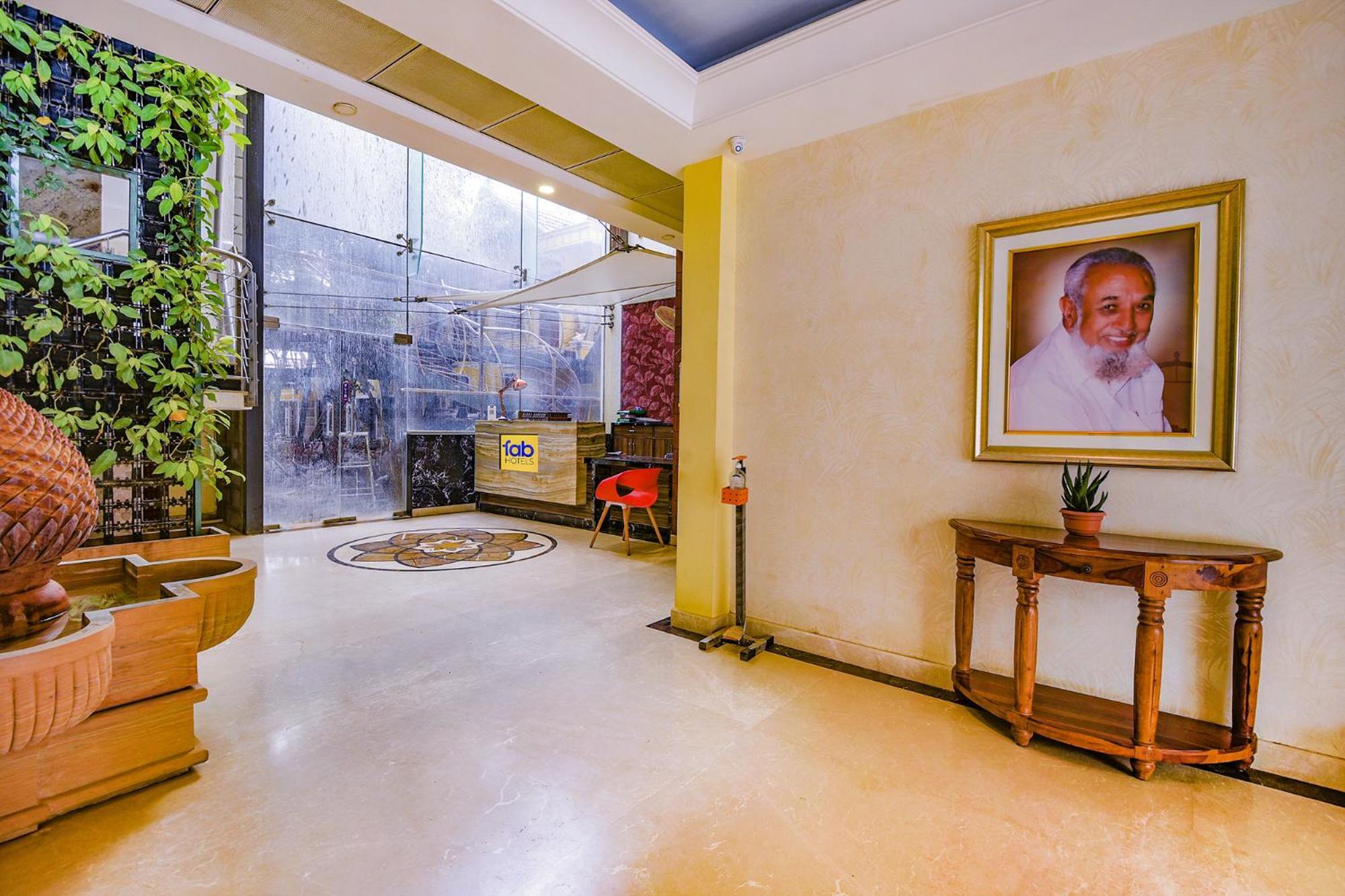 Fabhotel Phoenix Resorts - Nr M Chinnaswamy Stadium Бангалор Экстерьер фото