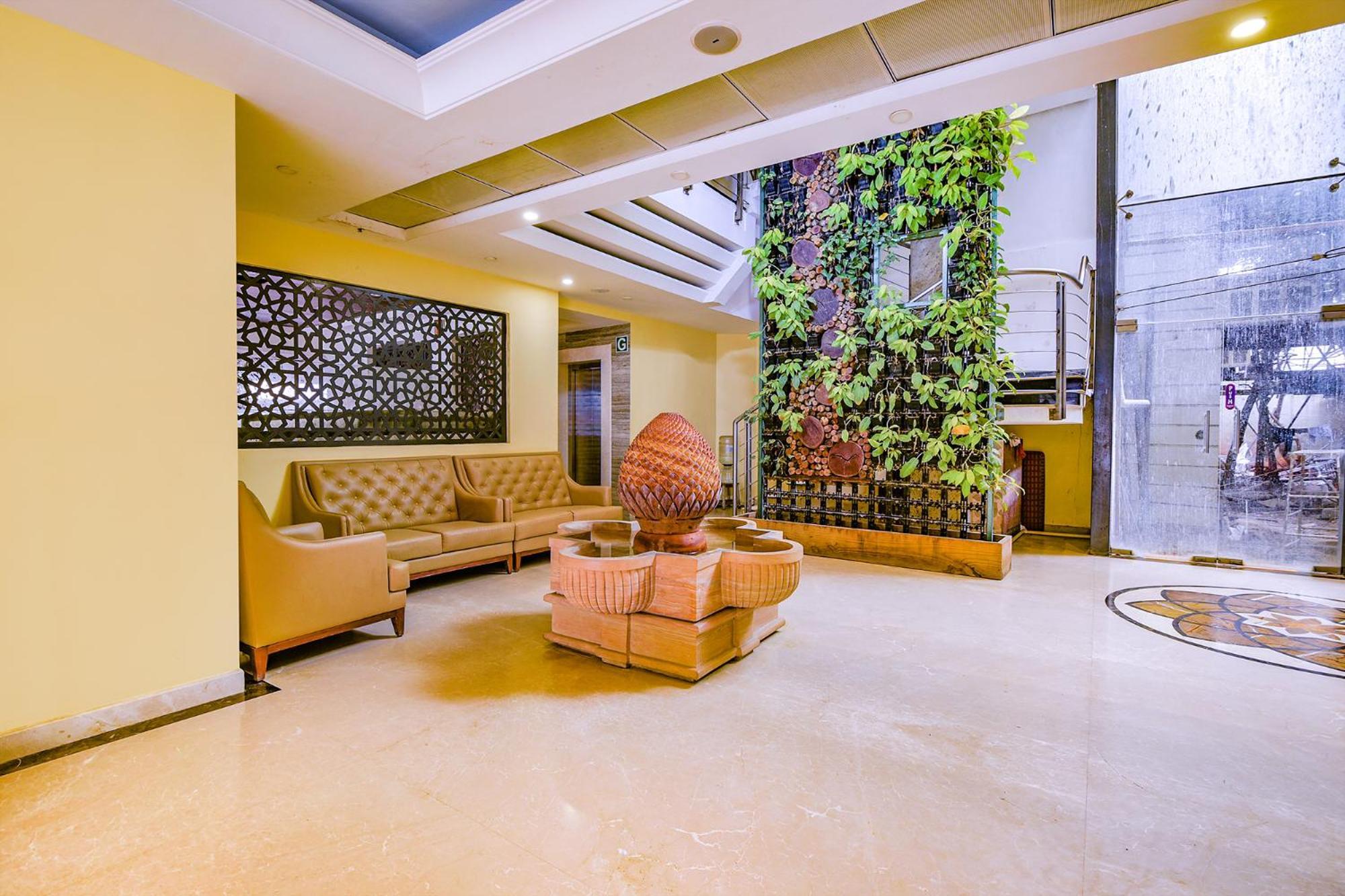 Fabhotel Phoenix Resorts - Nr M Chinnaswamy Stadium Бангалор Экстерьер фото